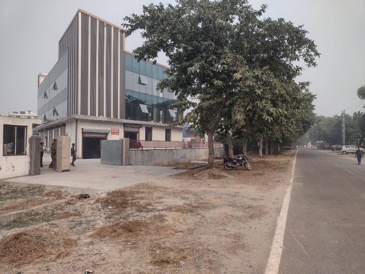 6000_sqft_warehouse_in_Surajpur_Noida_1.jpeg