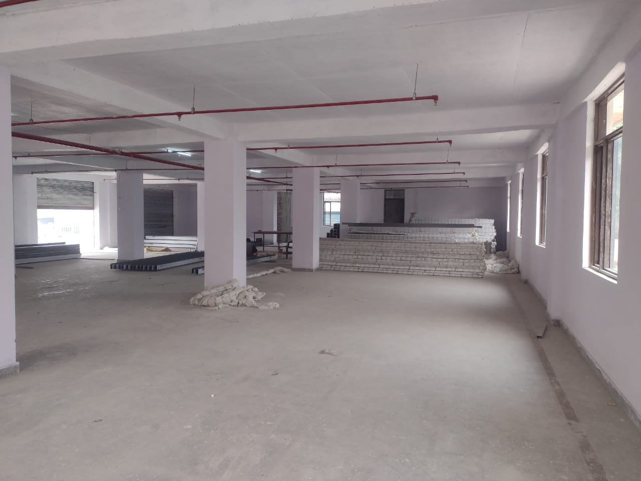 6000_sqft_warehouse_in_Surajpur_Noida_10.jpeg