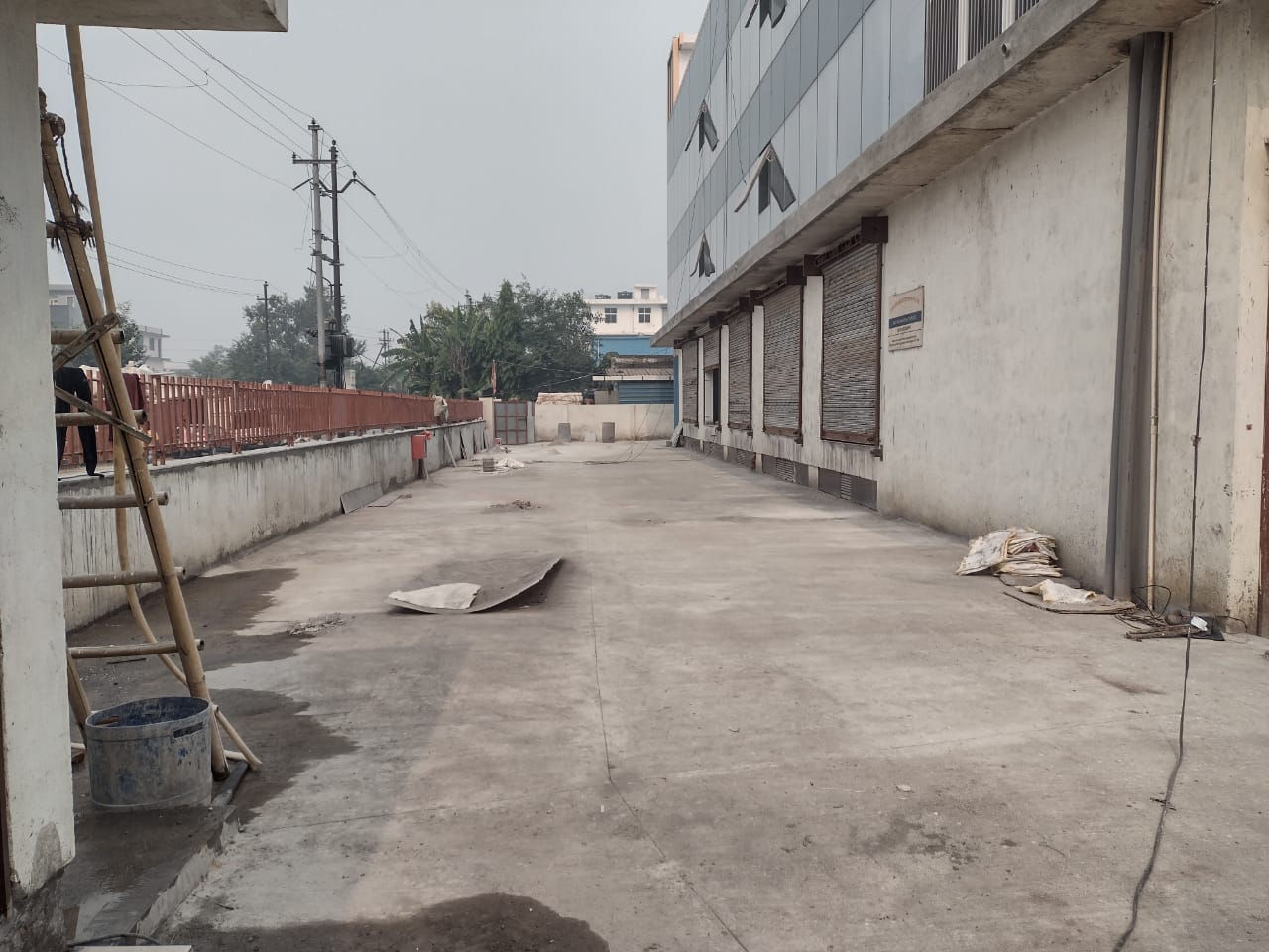 6000_sqft_warehouse_in_Surajpur_Noida_15.jpeg