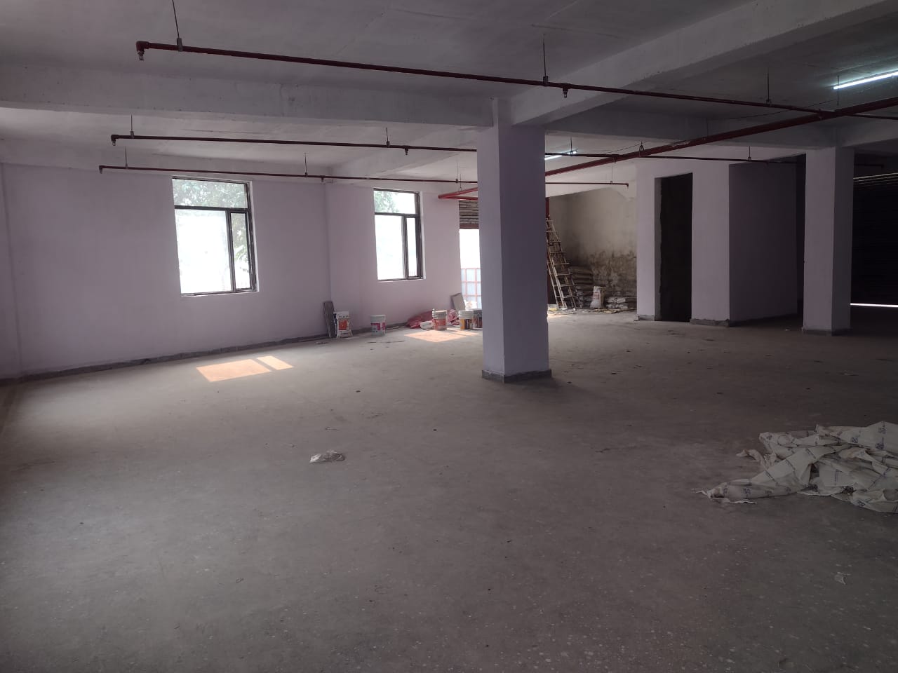 6000_sqft_warehouse_in_Surajpur_Noida_4.jpeg