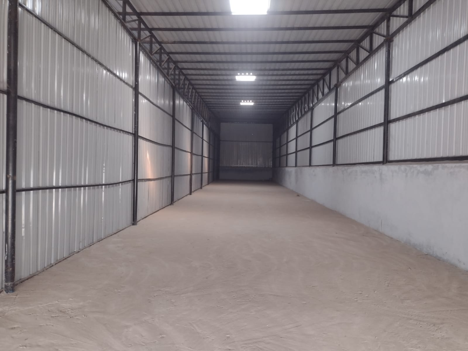 6500_sqft_warehouse_in_Surajpur_Greater_Noida_5_FFV9H0u.jpeg