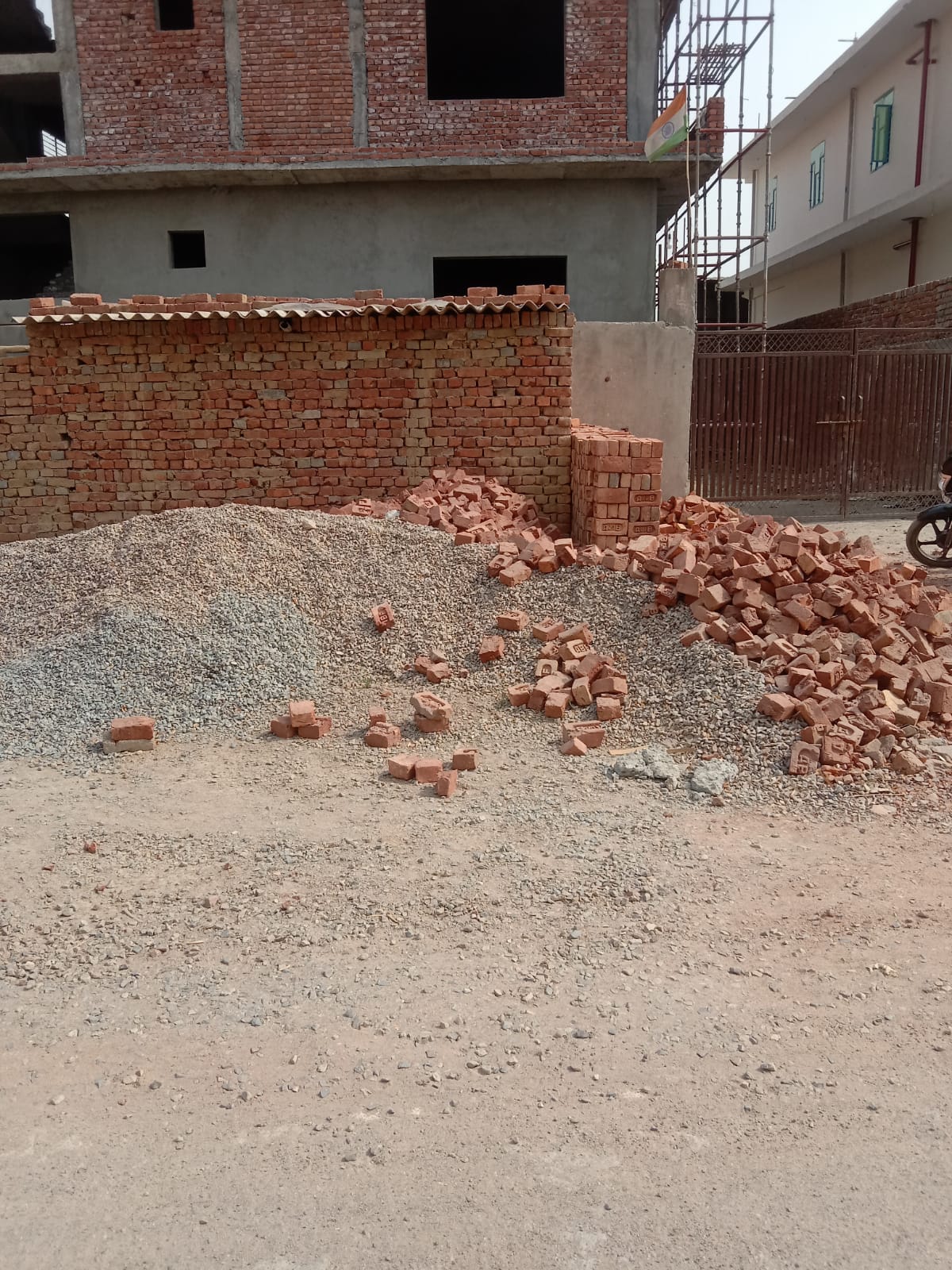 7000_sqft_warehouse_in_Surajpur_Site-5_Greater_Noida_Uttar_Pradesh_D8drC9v.jpeg