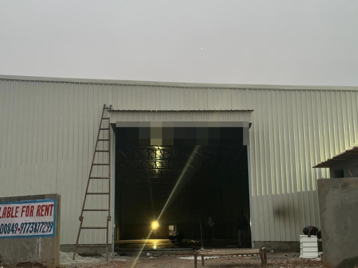 HyphenSCS-Warehouse-73628-3 (1).png
