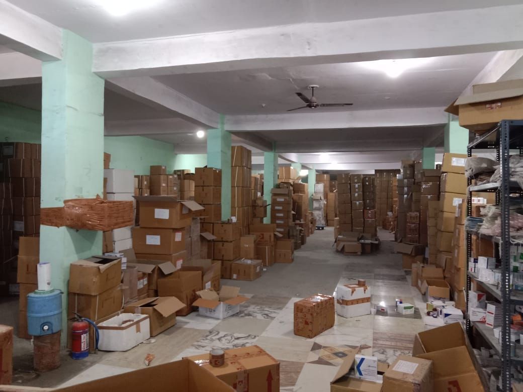 8000_sqft_warehouse_in_Kapashera_Delhi_5.jpg