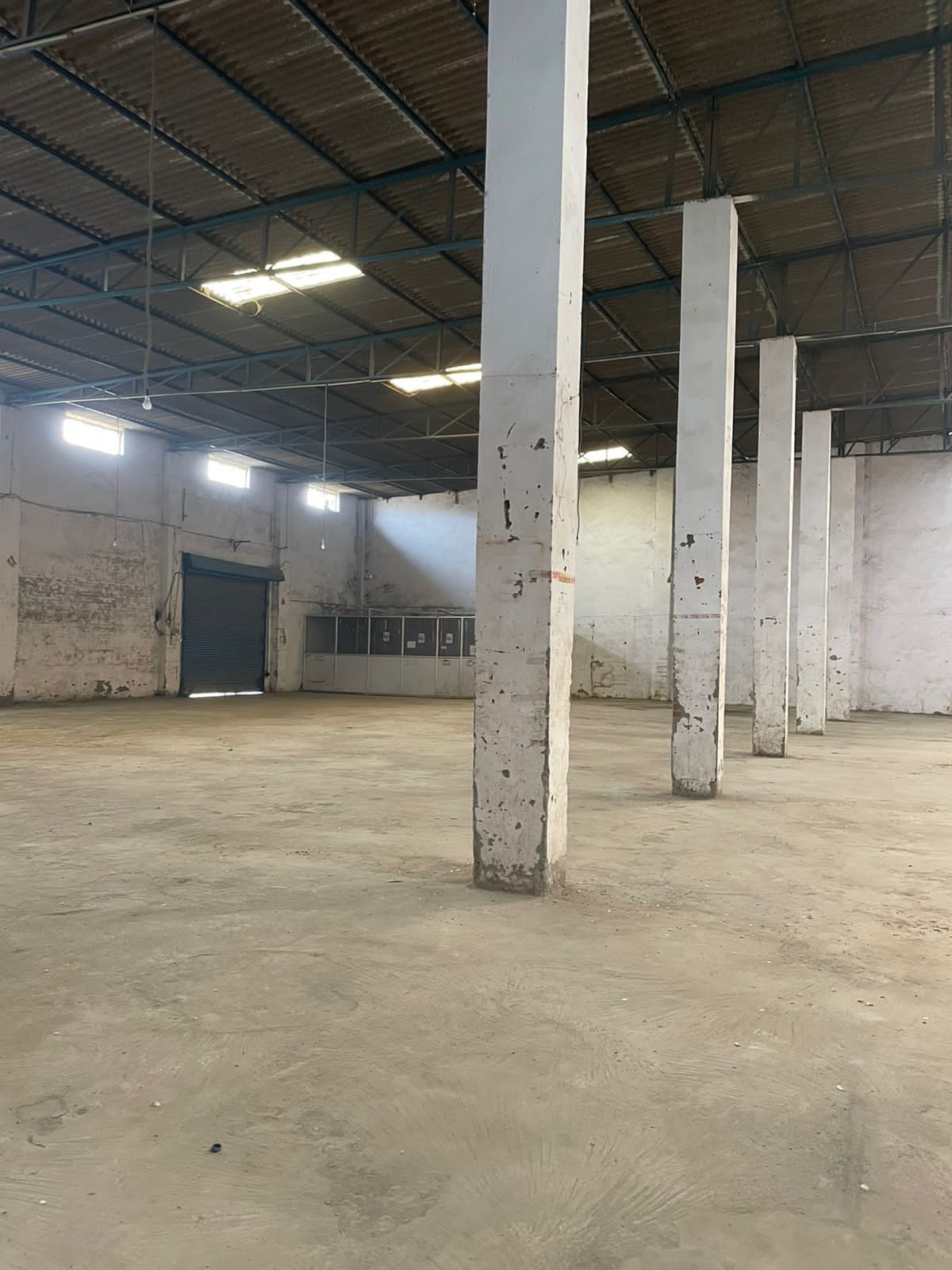 8000_sqft_warehouse_in_Lal_Kuan_Ghaziabad_1.jpg