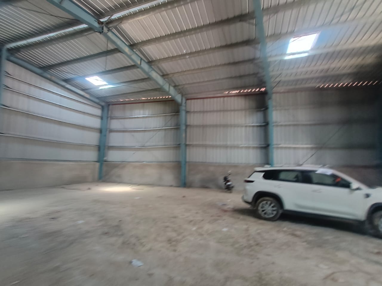 HyphenSCS-Warehouse-72975-7.png