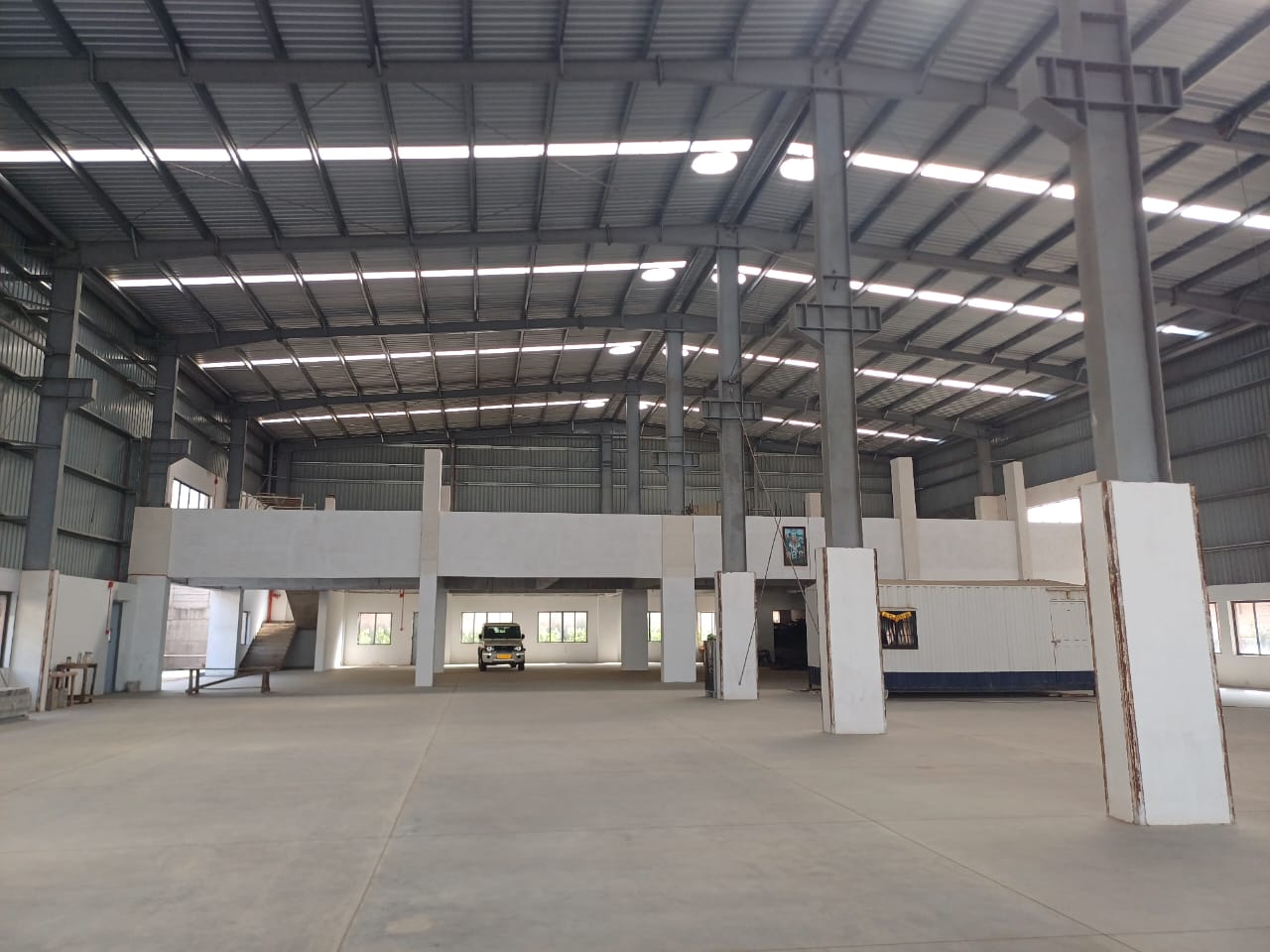 HyphenSCS-Warehouse-72984-12.png