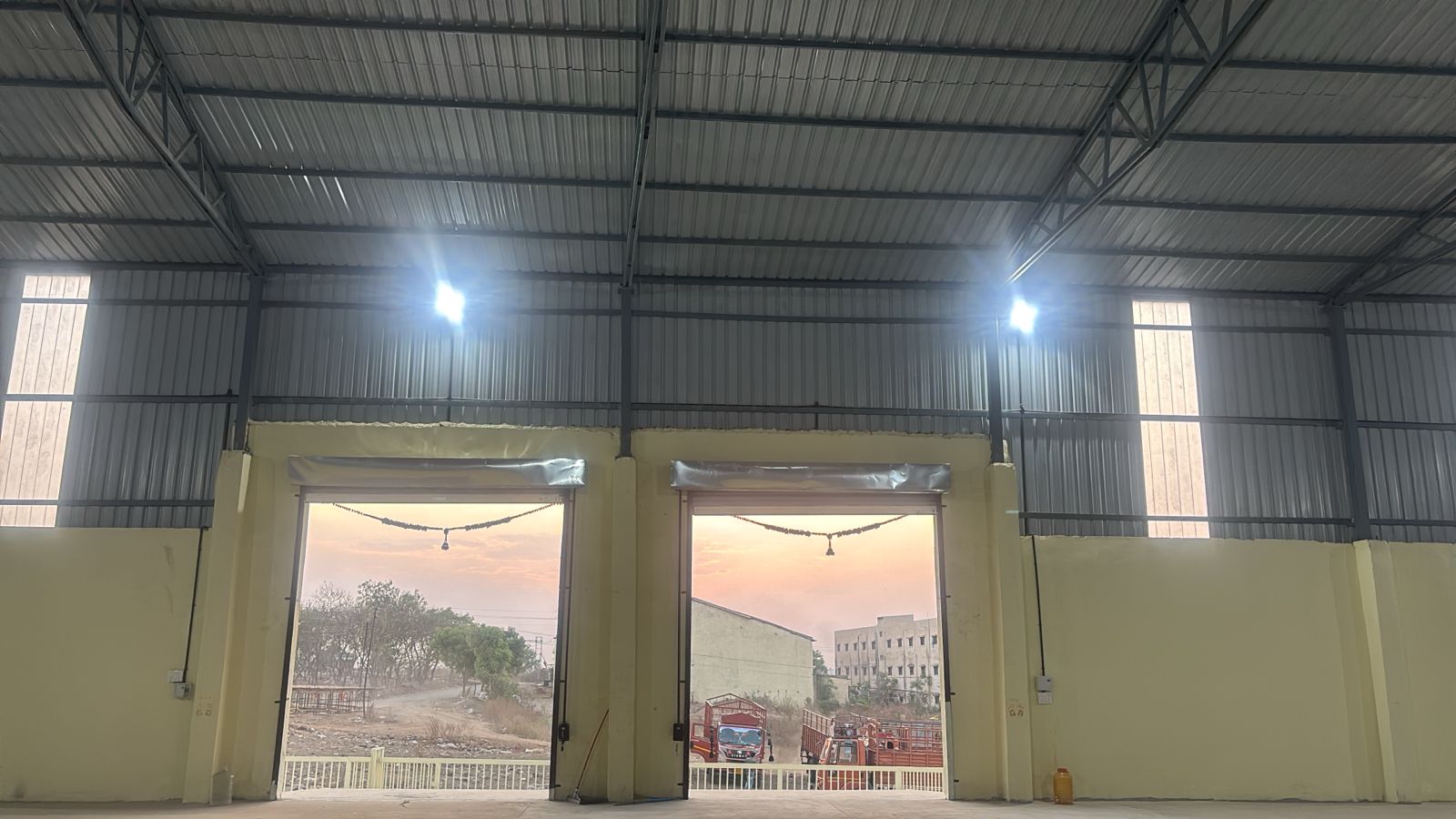 HyphenSCS-Warehouse-73036-0.png