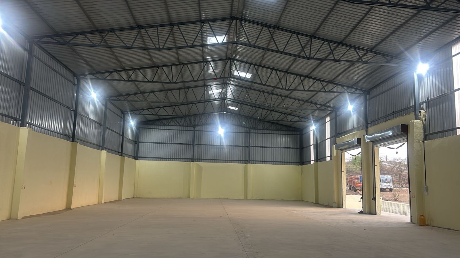 HyphenSCS-Warehouse-73036-3.png