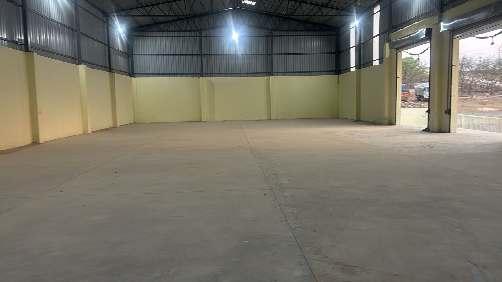 HyphenSCS-Warehouse-73036-4.png