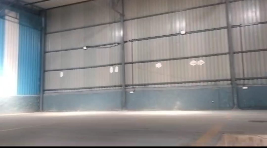 HyphenSCS-Warehouse-73037-3.png