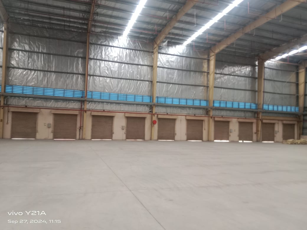 HyphenSCS-Warehouse-73258-3.png