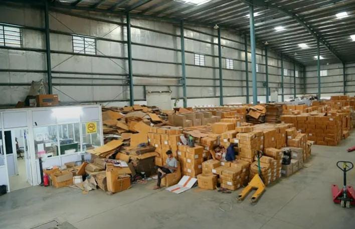 HyphenSCS-Warehouse-73268-3.png