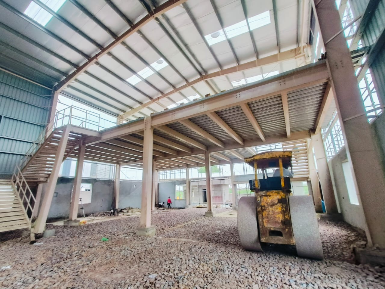 HyphenSCS-Warehouse-73446-4.png