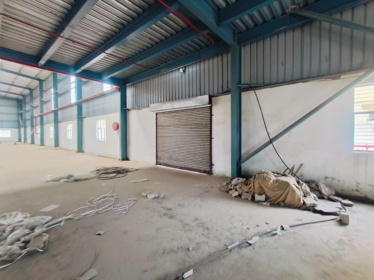 HyphenSCS-Warehouse-73447-8.png