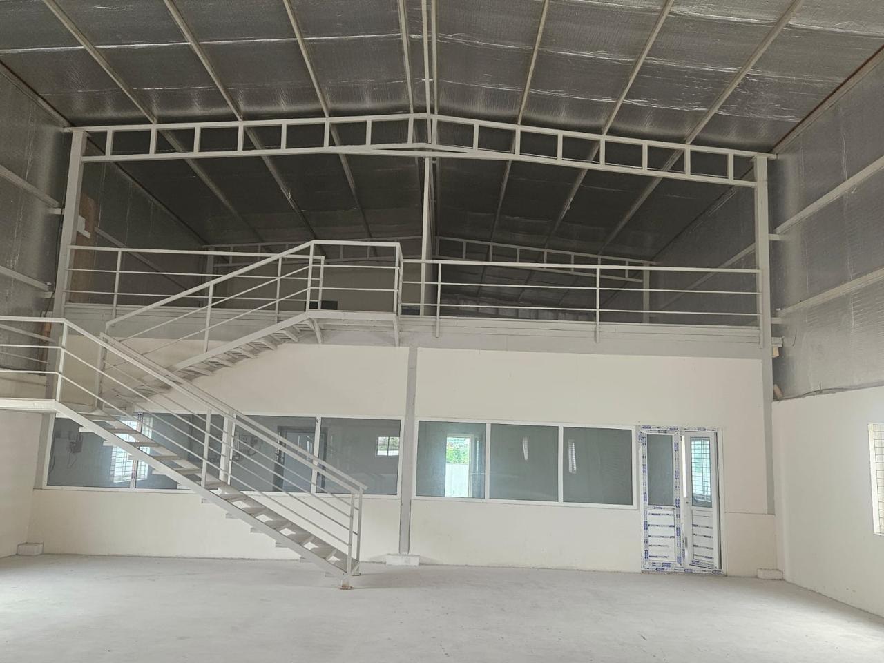 HyphenSCS-Warehouse-73543-3.png