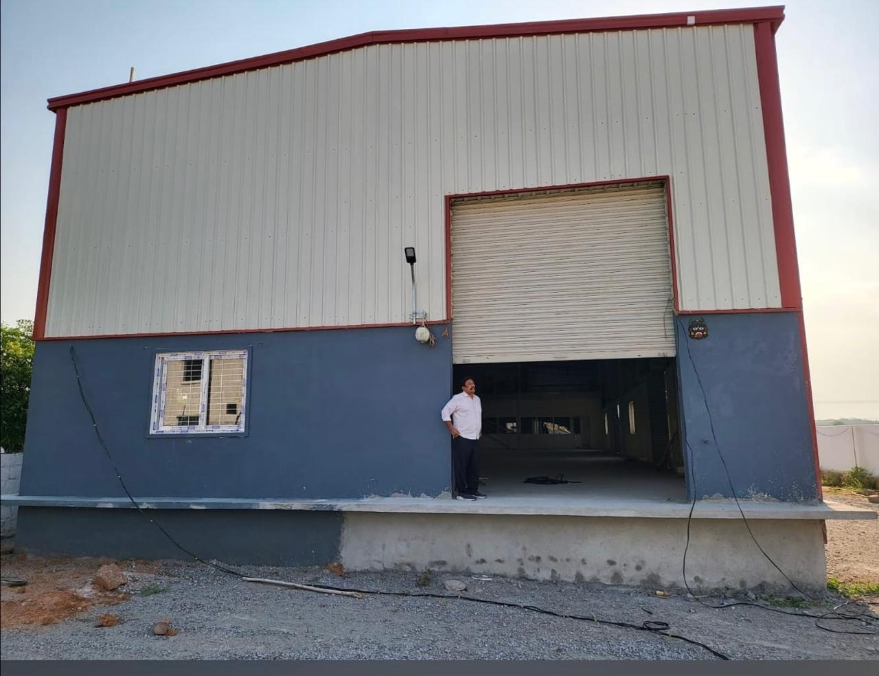 HyphenSCS-Warehouse-73543-6.png