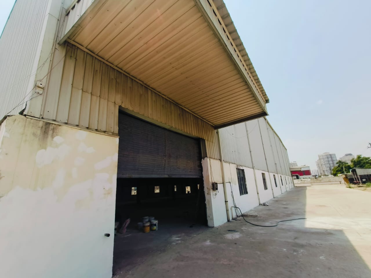 HyphenSCS-Warehouse-73624-3.png