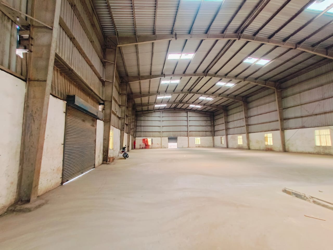 HyphenSCS-Warehouse-73626-18.png