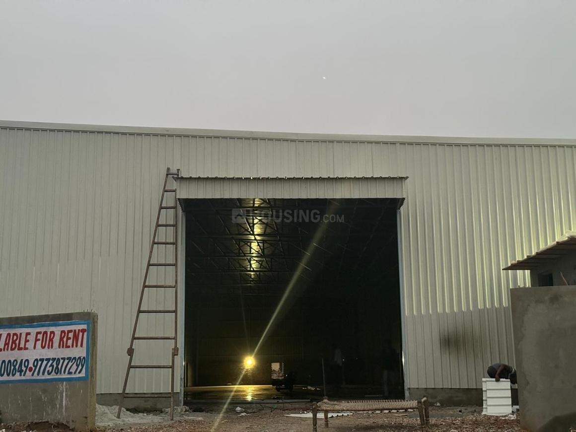 HyphenSCS-Warehouse-73628-3.png