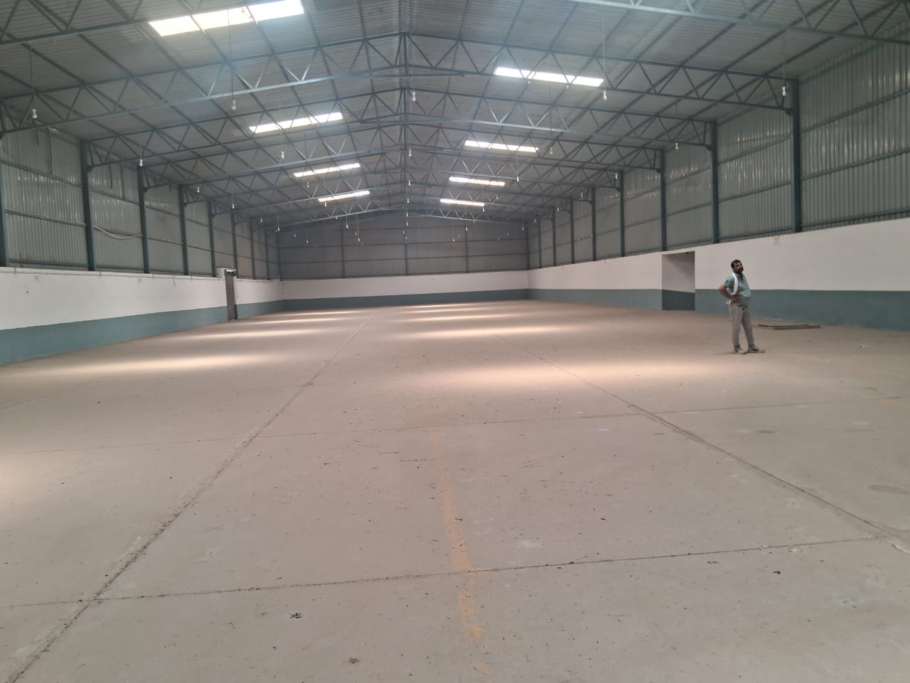 HyphenSCS-Warehouse-73840-6.png