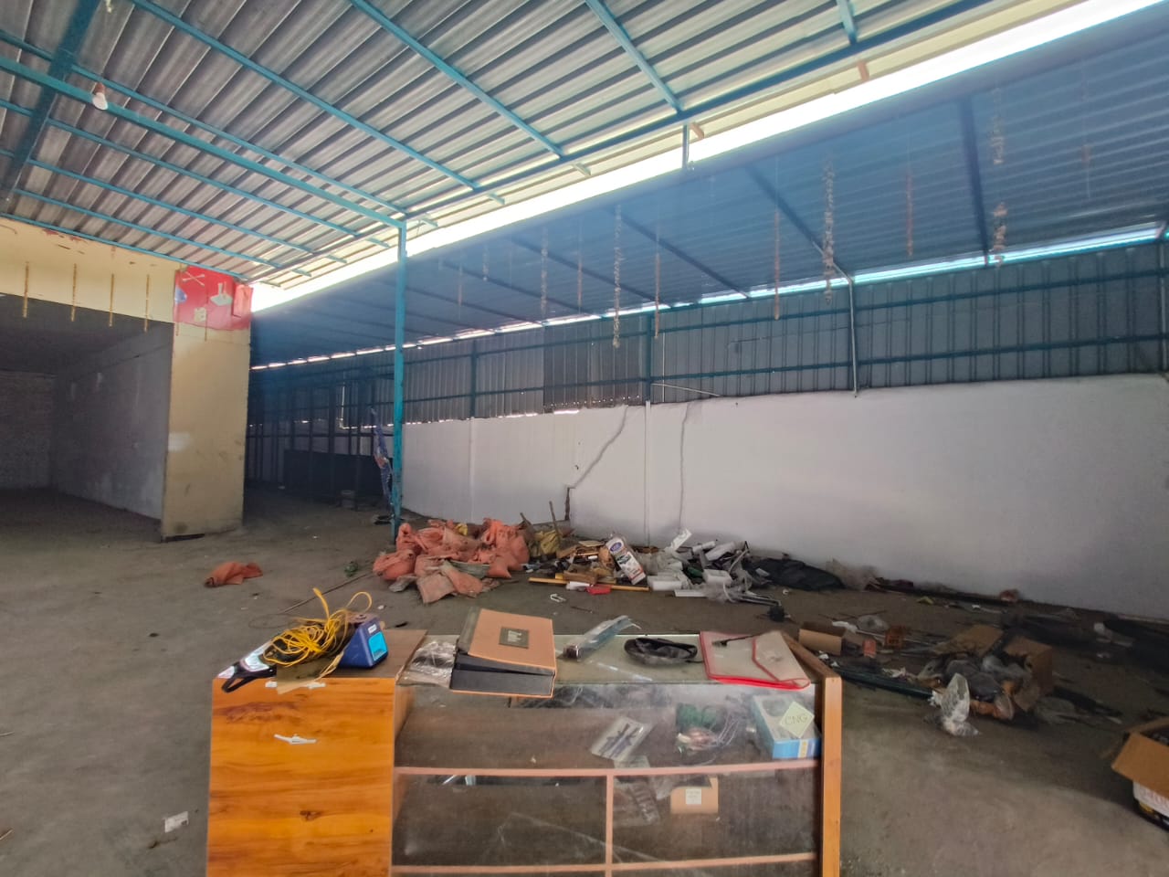 HyphenSCS-Warehouse-73862-0.png