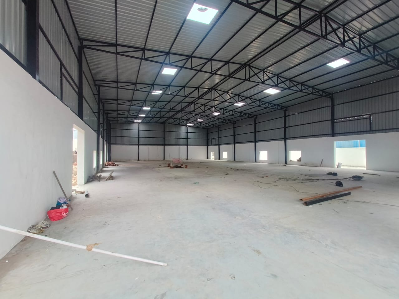 HyphenSCS-Warehouse-73881-0.png