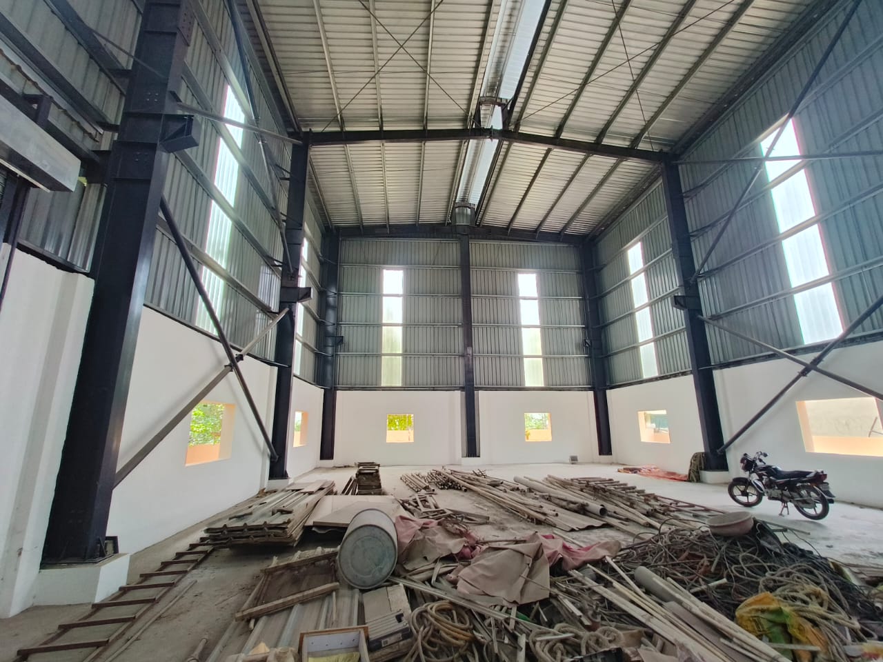 HyphenSCS-Warehouse-73884-0.png