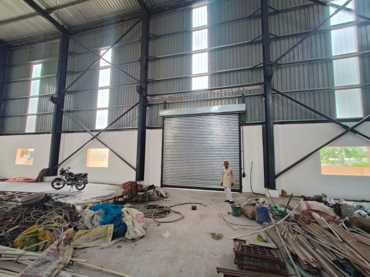 HyphenSCS-Warehouse-73884-4.png
