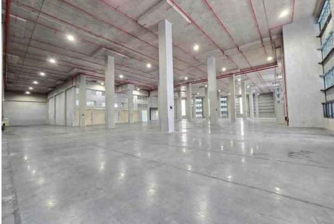 HyphenSCS-Warehouse-74240-1.png