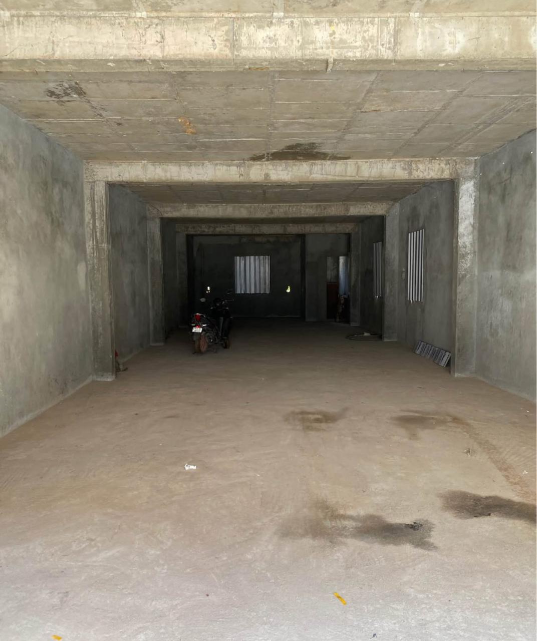 HyphenSCS-Warehouse-74272-3.png