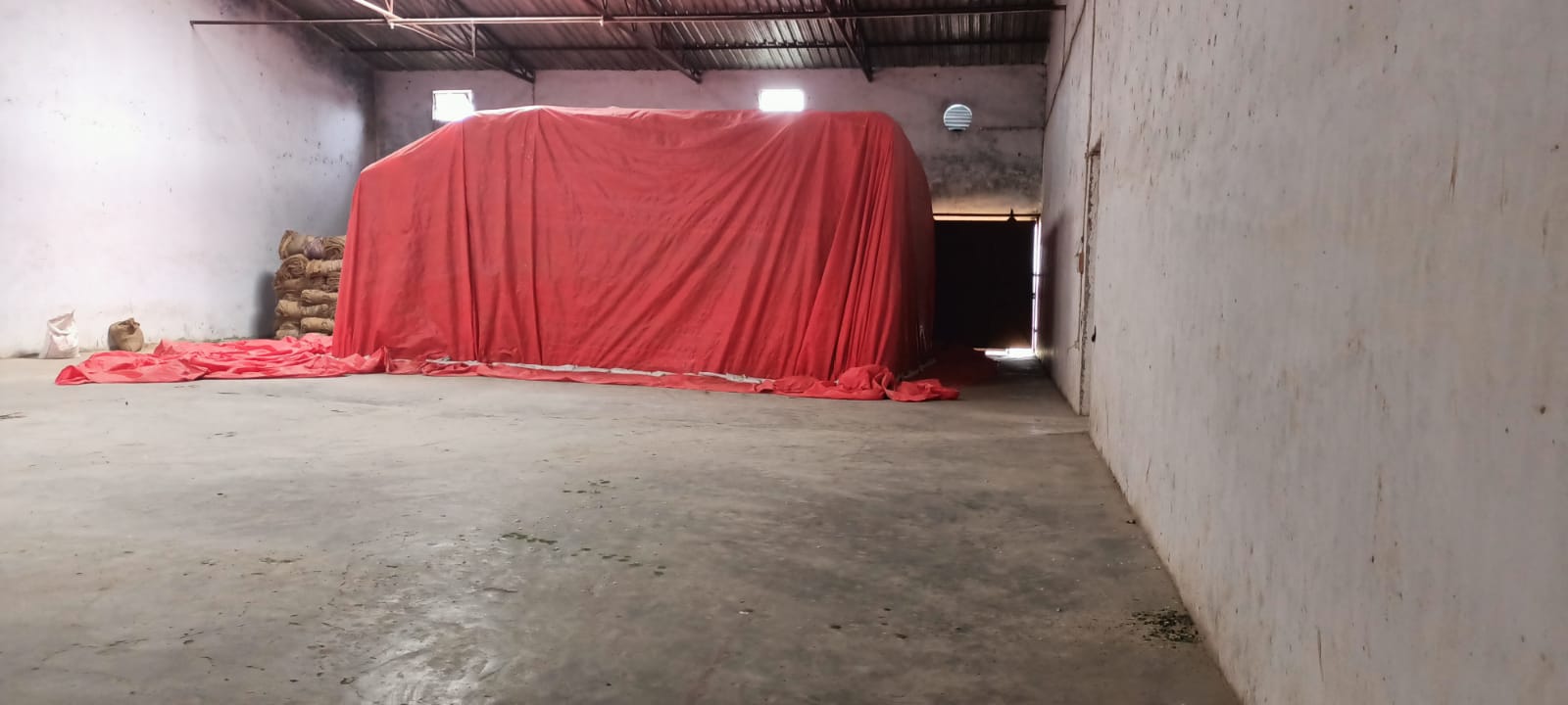 HyphenSCS-Warehouse-75033-0.png