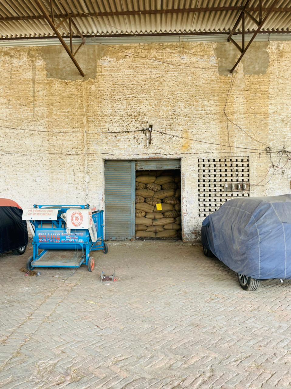 HyphenSCS-Warehouse-75100-3.png