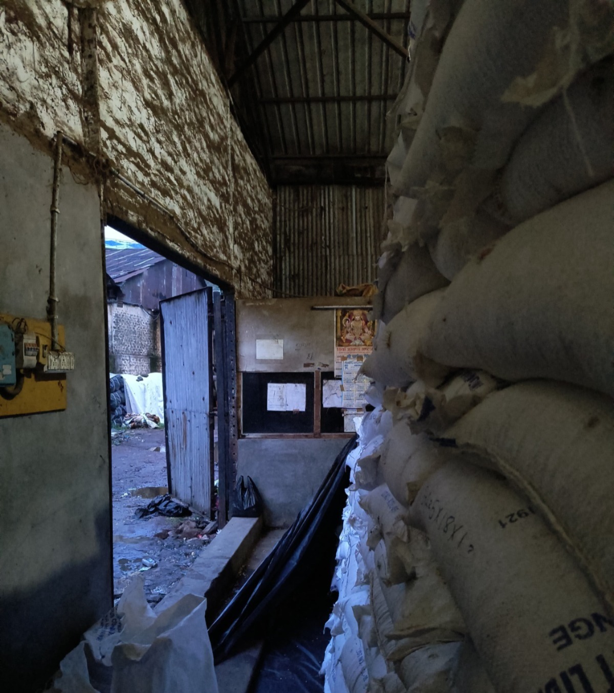 HyphenSCS-Warehouse-75271-0.png
