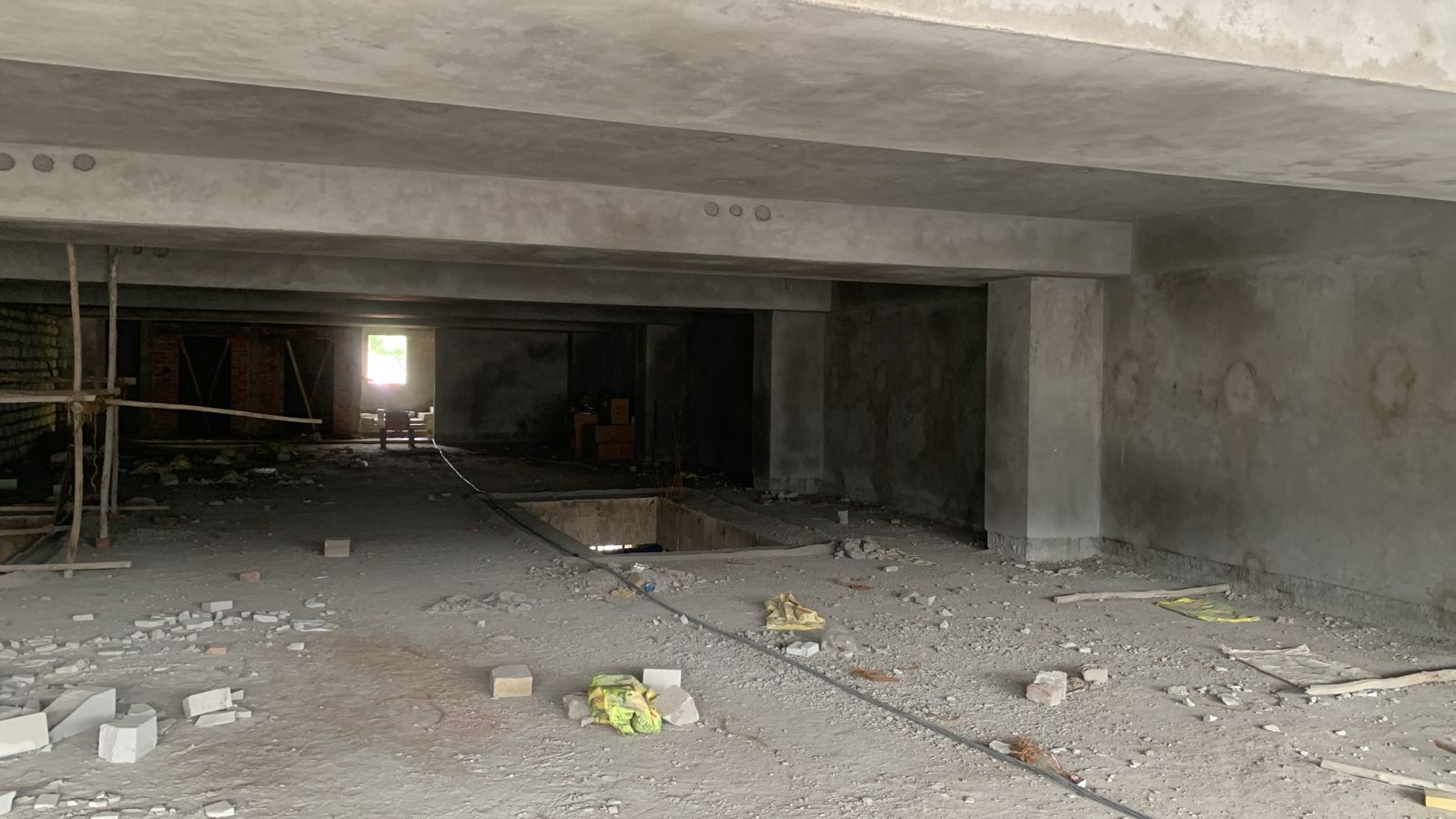HyphenSCS-Warehouse-75315-7.png