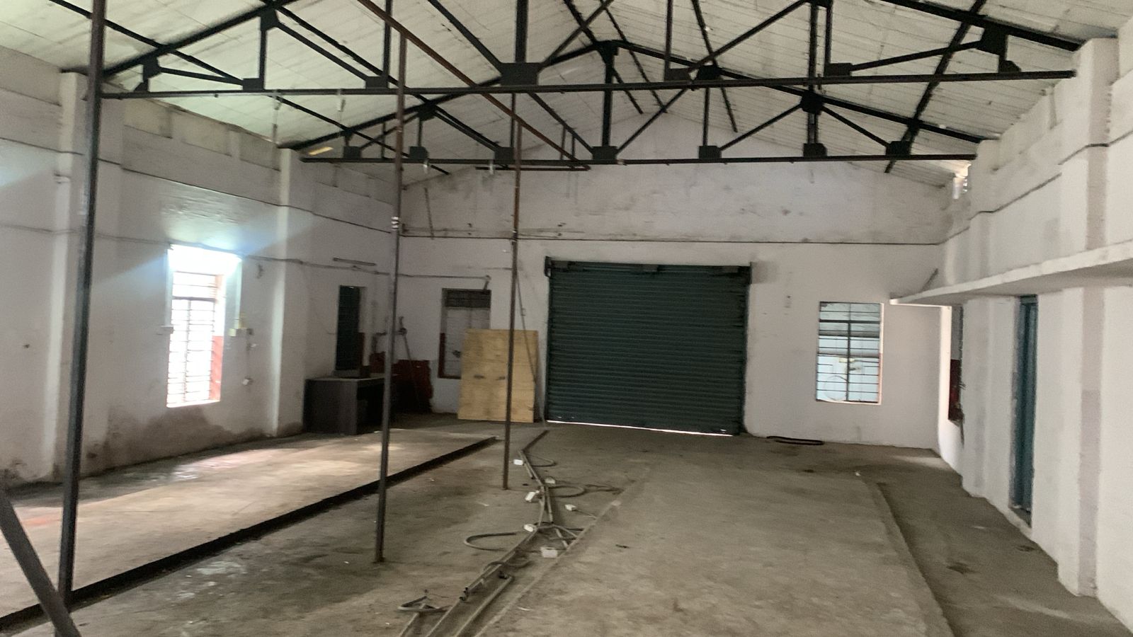 HyphenSCS-Warehouse-75318-3.png